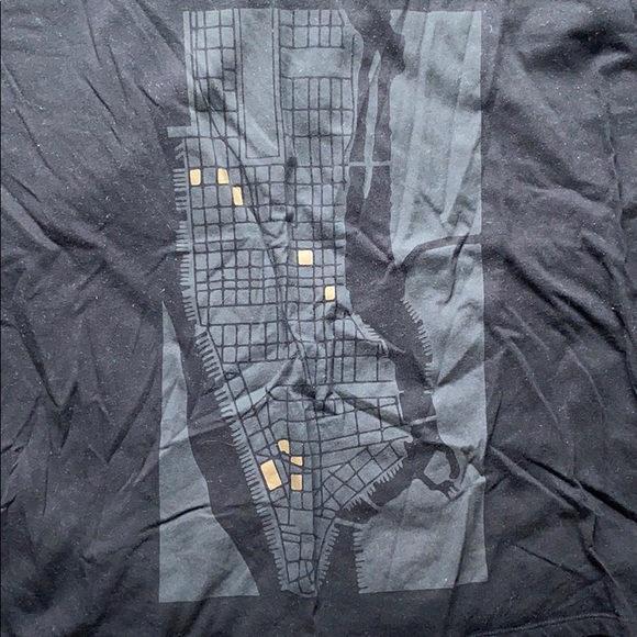 Black shirt - Picture 2 of 2